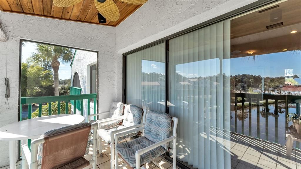 For Sale: $99,000 (2 beds, 1 baths, 800 Square Feet)