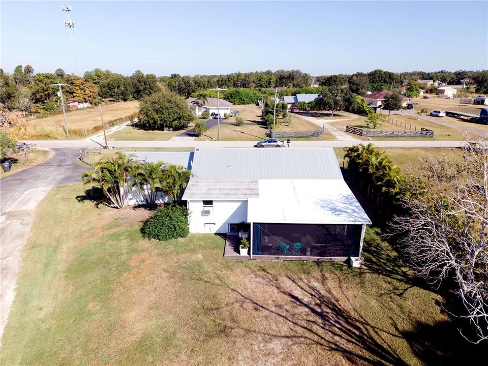 En Venta: $499,000 (3 camas, 2 baños, 1464 Pies cuadrados)