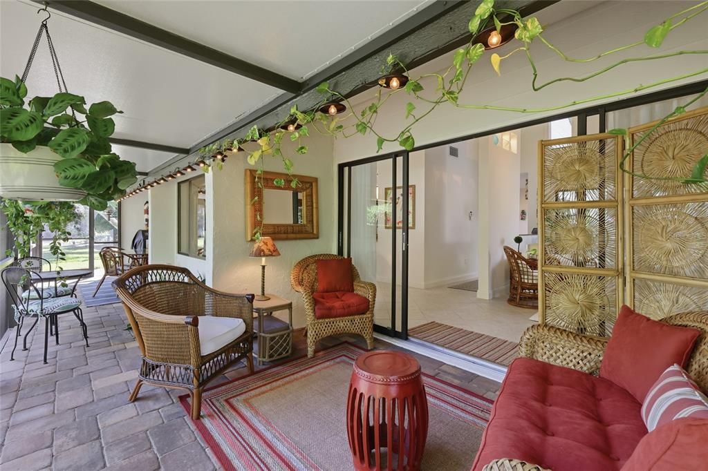 For Sale: $399,000 (3 beds, 2 baths, 1551 Square Feet)