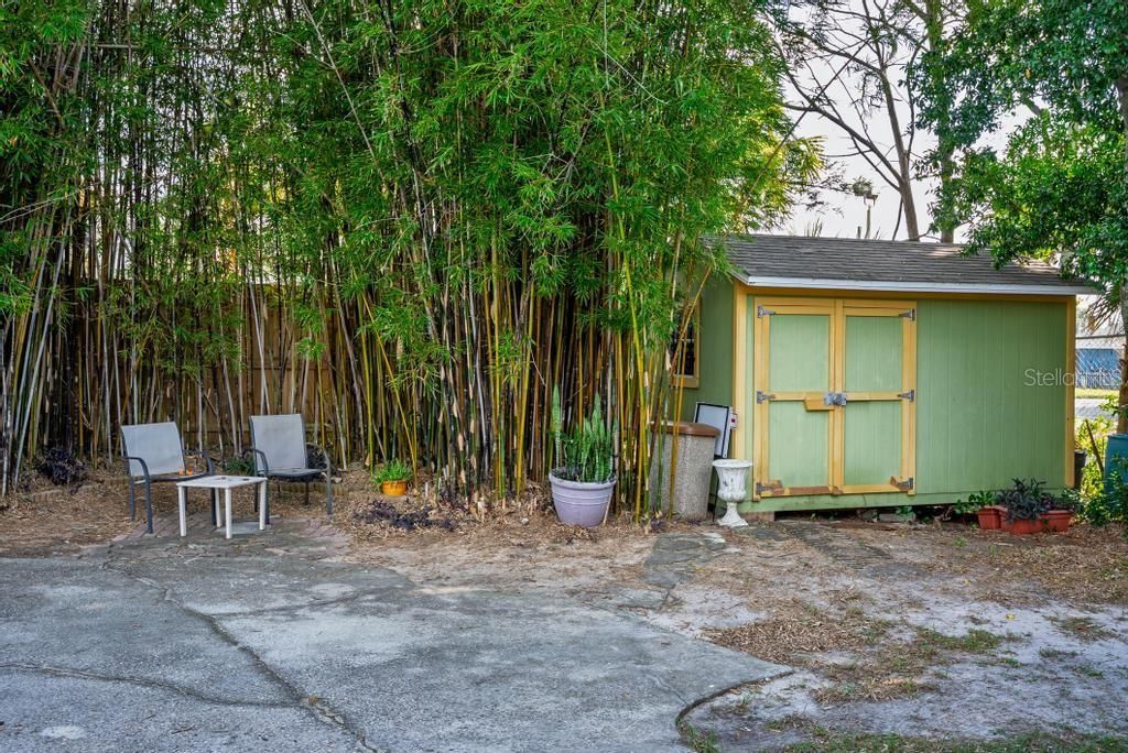 For Sale: $438,900 (3 beds, 2 baths, 1069 Square Feet)