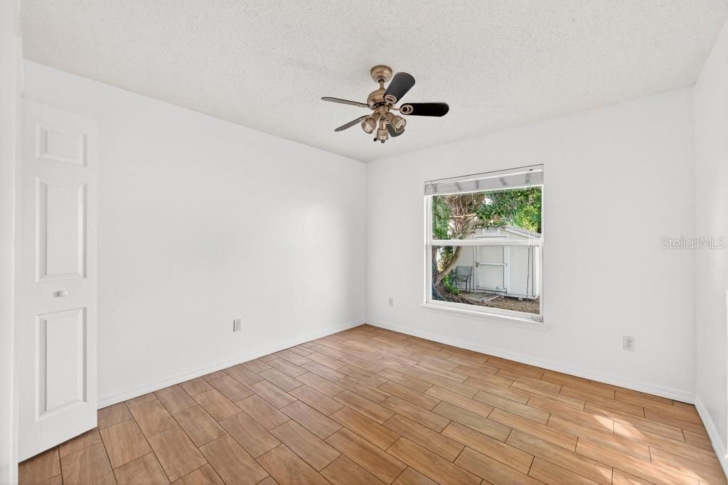 For Sale: $438,900 (3 beds, 2 baths, 1069 Square Feet)