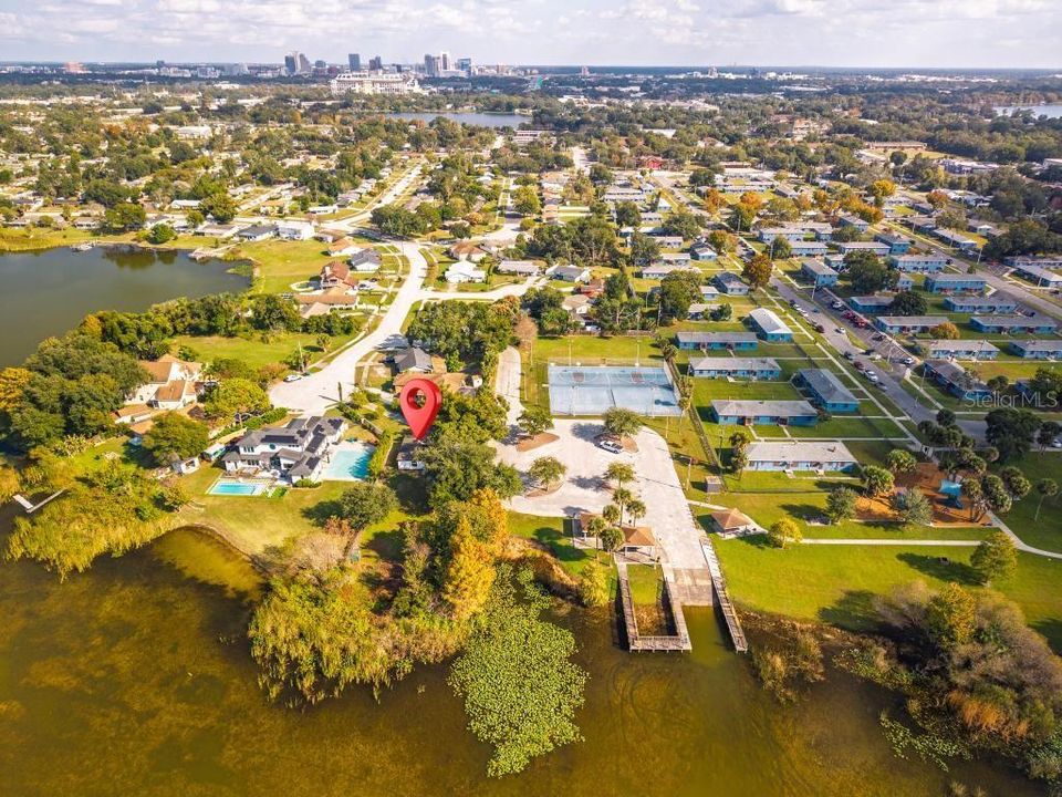 For Sale: $438,900 (3 beds, 2 baths, 1069 Square Feet)