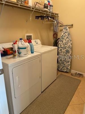 For Rent: $2,300 (3 beds, 2 baths, 1803 Square Feet)