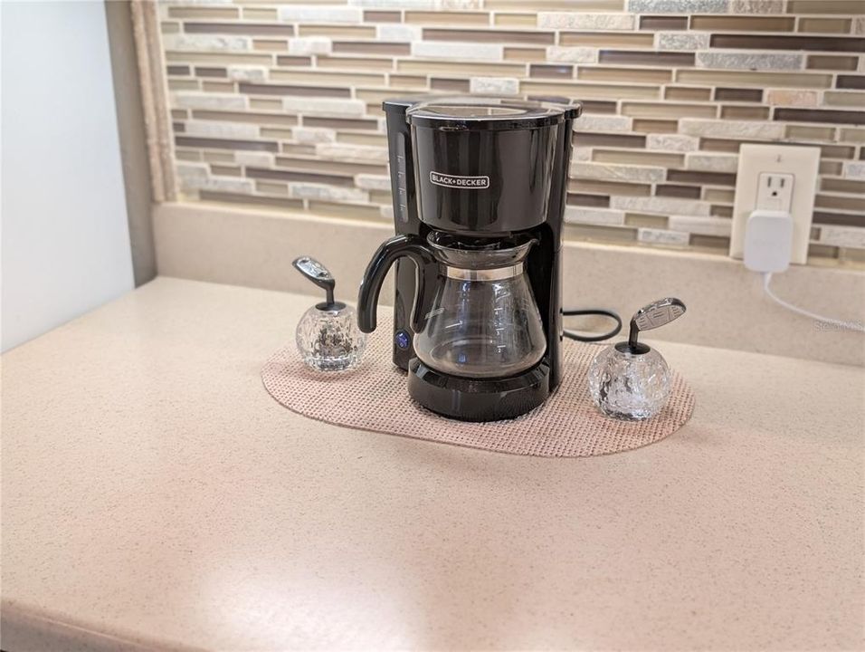 待售: $296,500 (2 贝兹, 2 浴室, 1523 平方英尺)