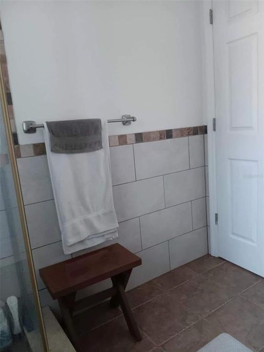 На продажу: $550,000 (3 спален, 1 ванн, 1130 Квадратных фут)