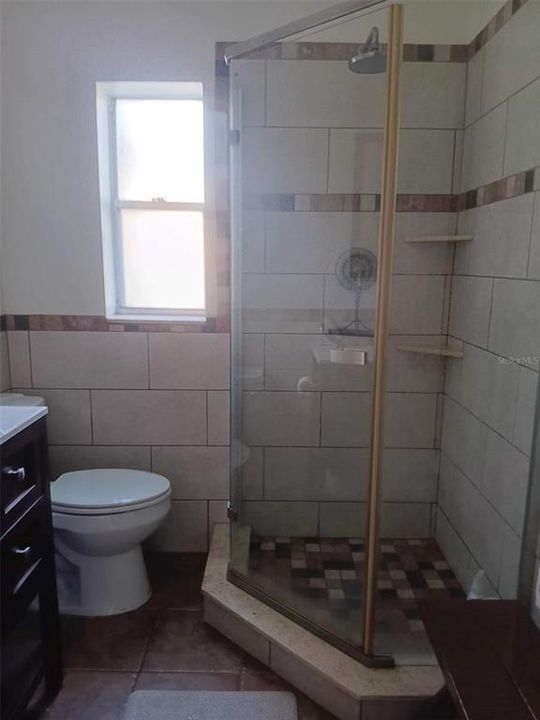 На продажу: $550,000 (3 спален, 1 ванн, 1130 Квадратных фут)