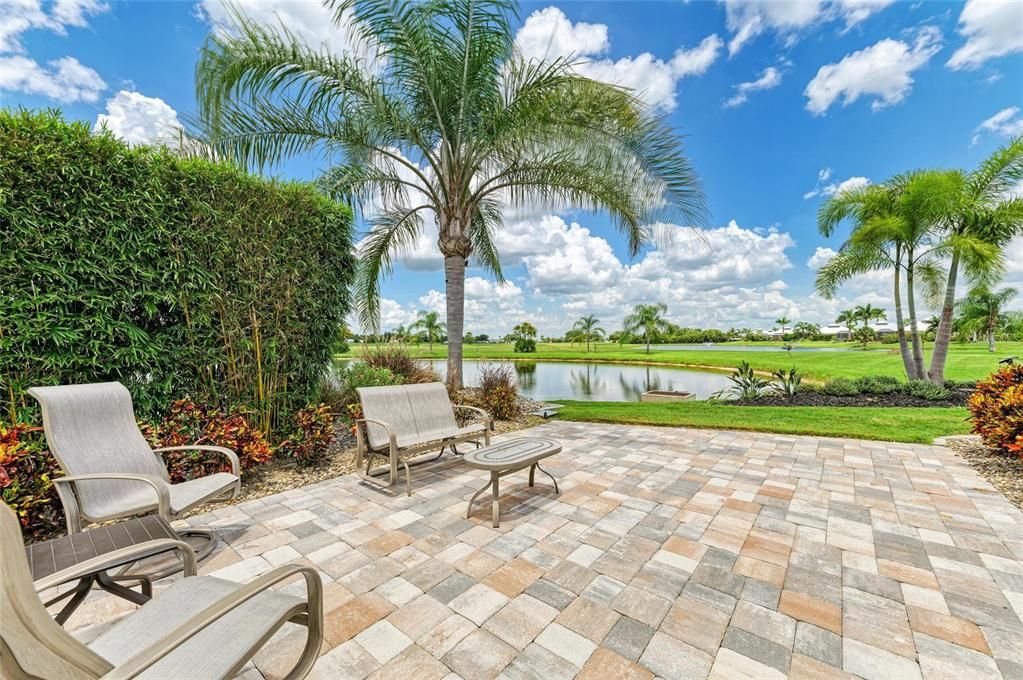 待售: $480,000 (1 贝兹, 1 浴室, 345 平方英尺)