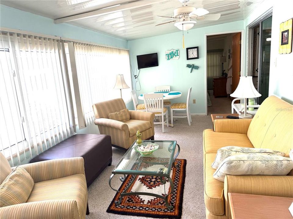 For Sale: $184,900 (3 beds, 2 baths, 1288 Square Feet)