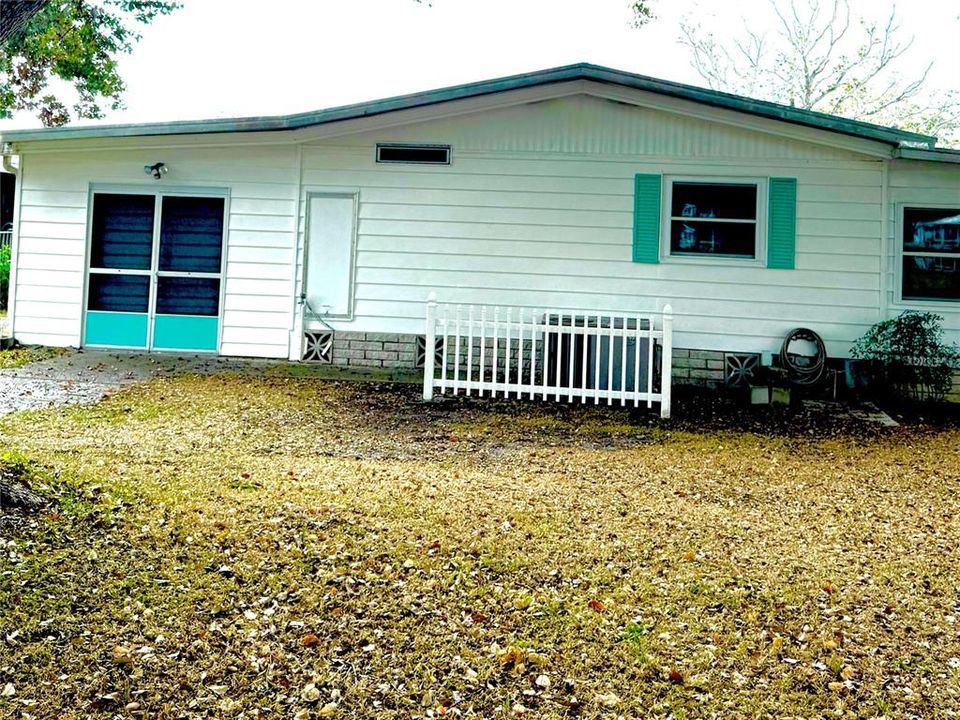 For Sale: $184,900 (3 beds, 2 baths, 1288 Square Feet)