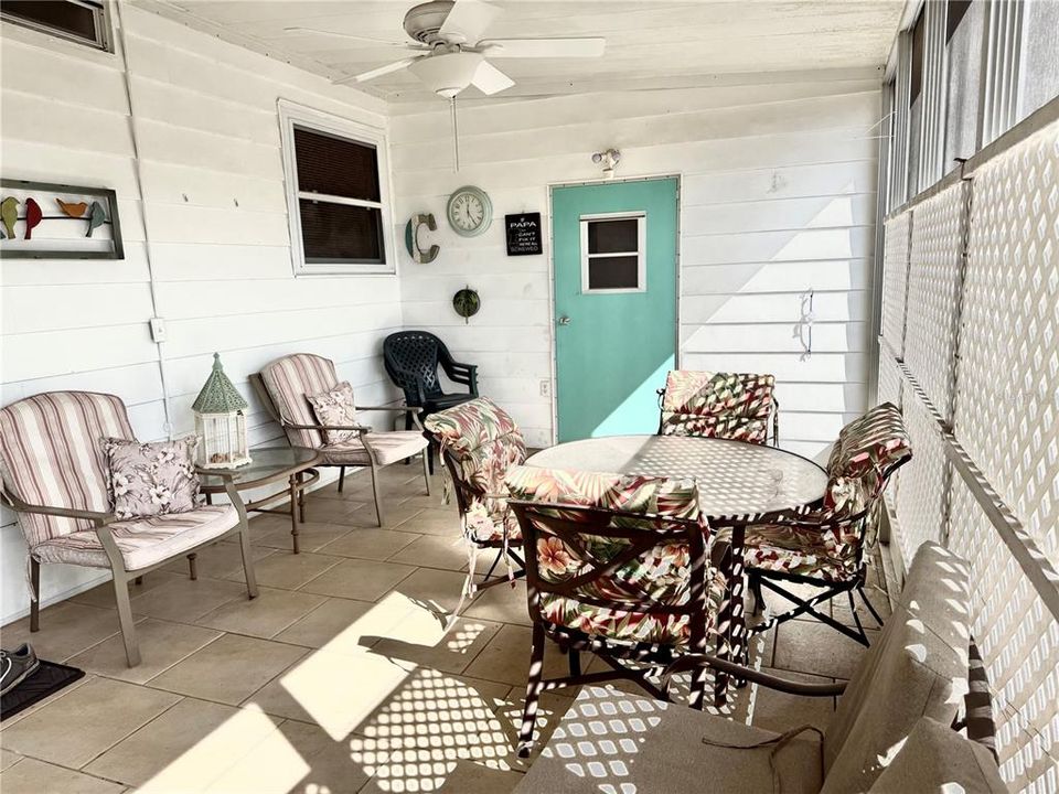 For Sale: $184,900 (3 beds, 2 baths, 1288 Square Feet)