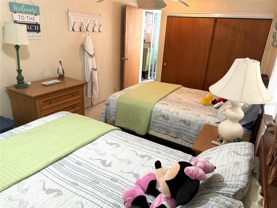 For Sale: $184,900 (3 beds, 2 baths, 1288 Square Feet)