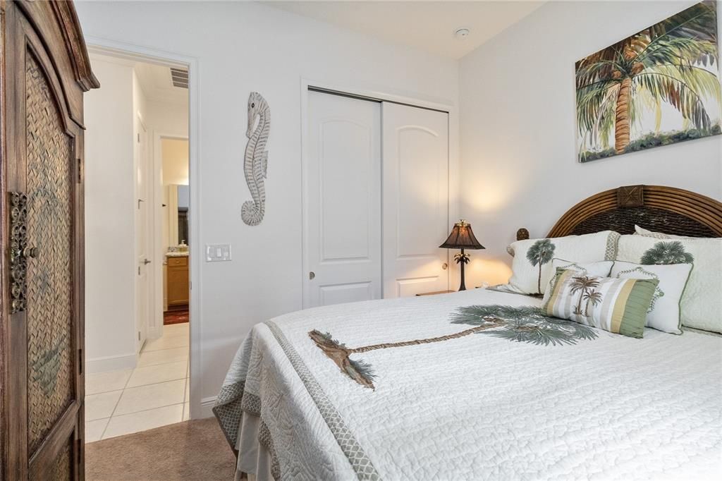 For Sale: $345,000 (2 beds, 2 baths, 1464 Square Feet)