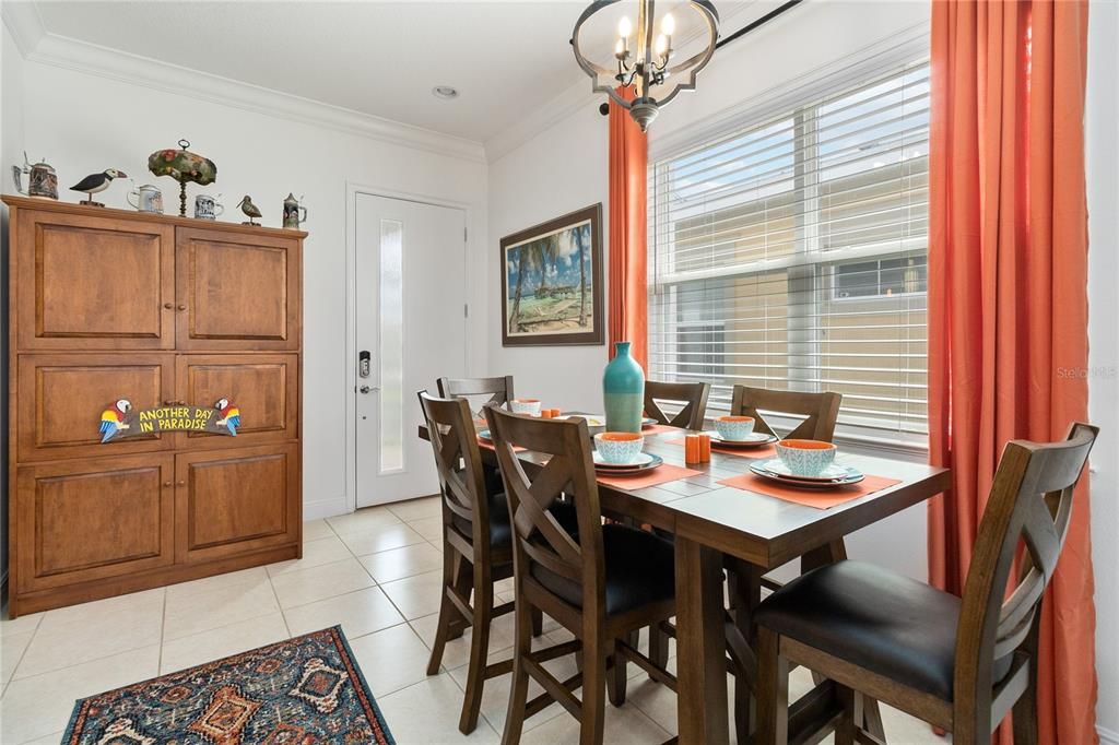 For Sale: $345,000 (2 beds, 2 baths, 1464 Square Feet)