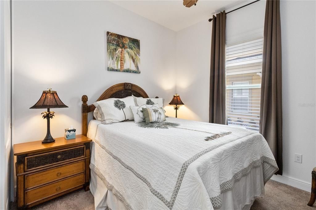 For Sale: $345,000 (2 beds, 2 baths, 1464 Square Feet)