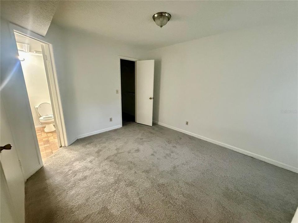 For Rent: $1,495 (2 beds, 2 baths, 893 Square Feet)