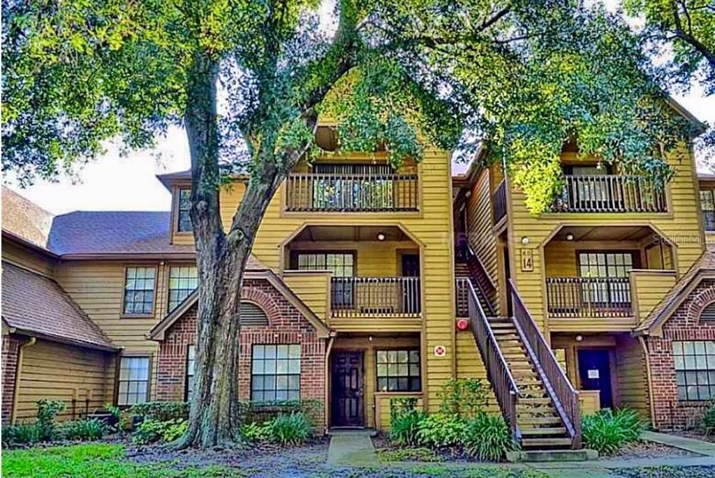 For Rent: $1,495 (2 beds, 2 baths, 893 Square Feet)