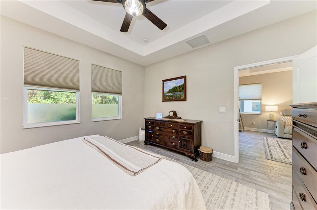 На продажу: $380,900 (2 спален, 2 ванн, 1627 Квадратных фут)