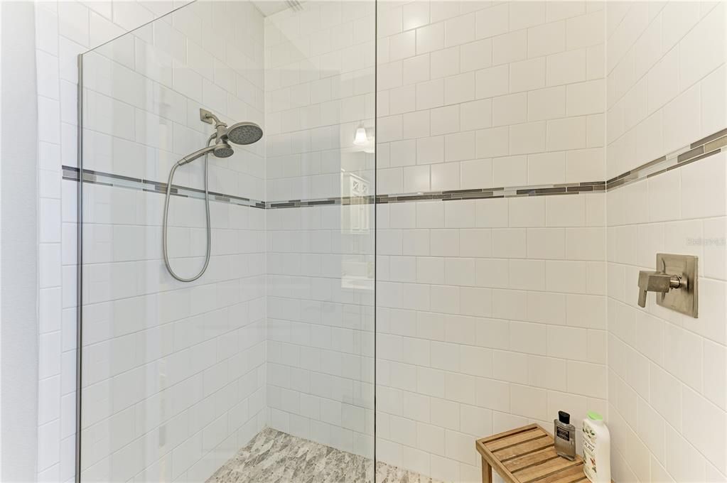 На продажу: $380,900 (2 спален, 2 ванн, 1627 Квадратных фут)