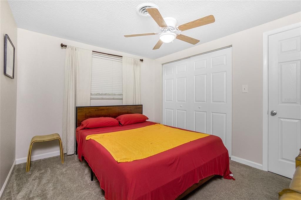 For Sale: $239,900 (2 beds, 2 baths, 1238 Square Feet)