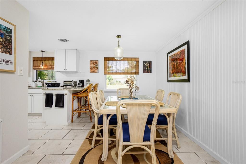 For Sale: $239,900 (2 beds, 2 baths, 1238 Square Feet)