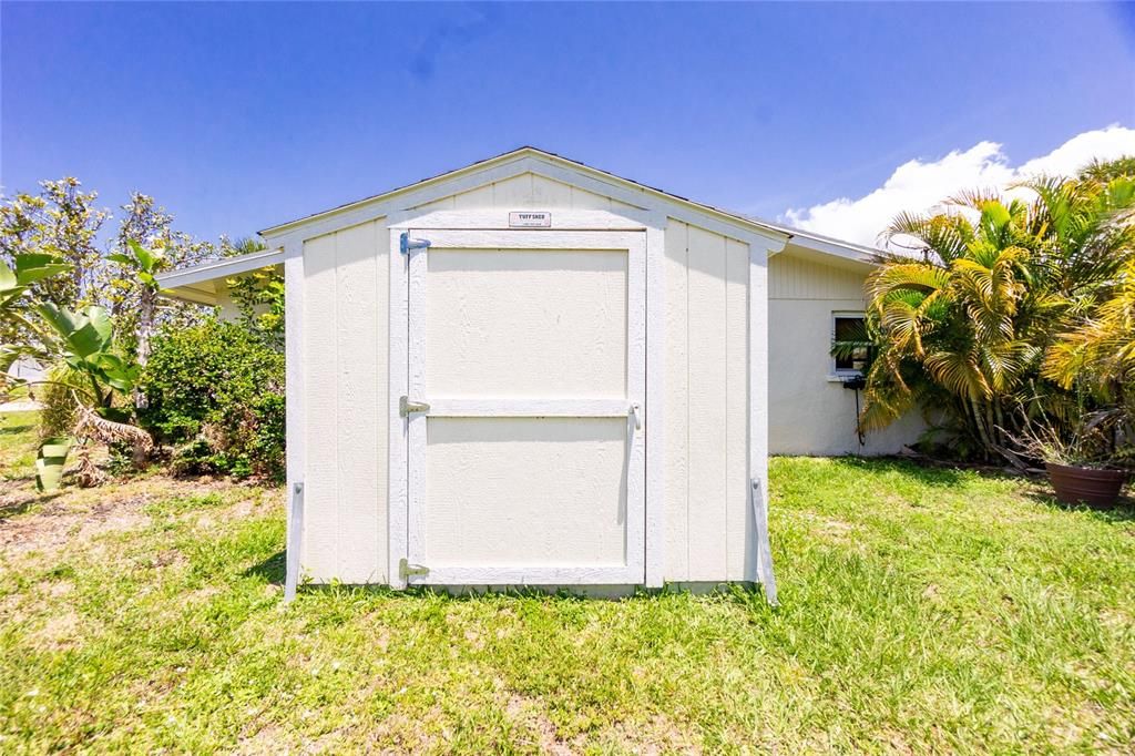 For Sale: $239,900 (2 beds, 2 baths, 1238 Square Feet)