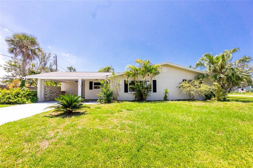 For Sale: $239,900 (2 beds, 2 baths, 1238 Square Feet)