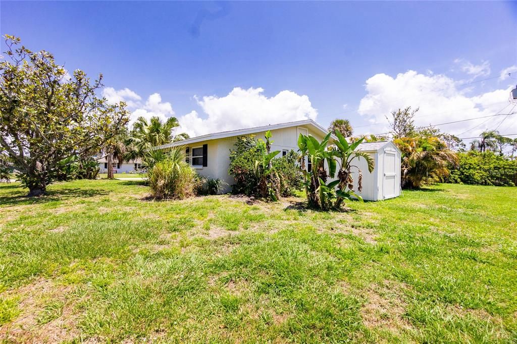 For Sale: $239,900 (2 beds, 2 baths, 1238 Square Feet)