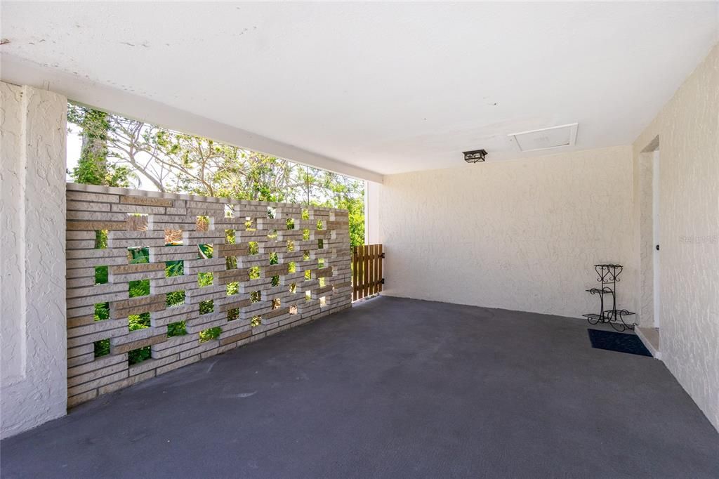 For Sale: $239,900 (2 beds, 2 baths, 1238 Square Feet)