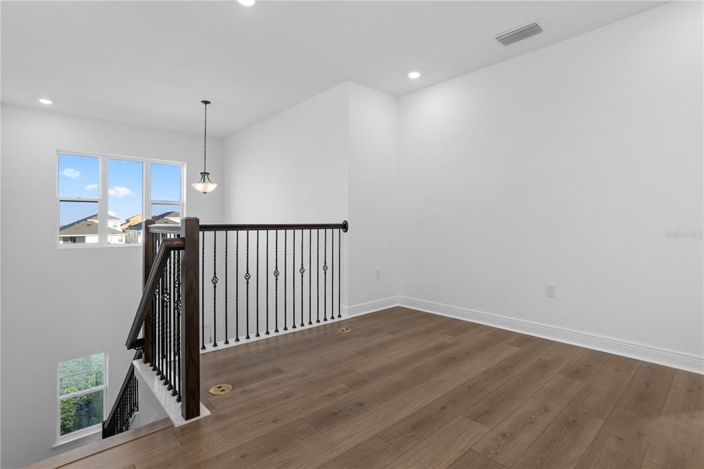 For Rent: $3,000 (4 beds, 2 baths, 2122 Square Feet)