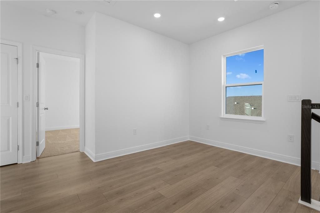 For Rent: $3,000 (4 beds, 2 baths, 2122 Square Feet)