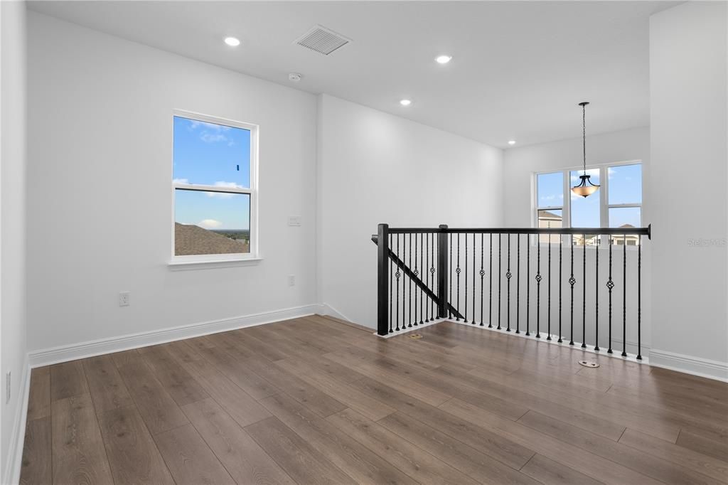 For Rent: $3,000 (4 beds, 2 baths, 2122 Square Feet)