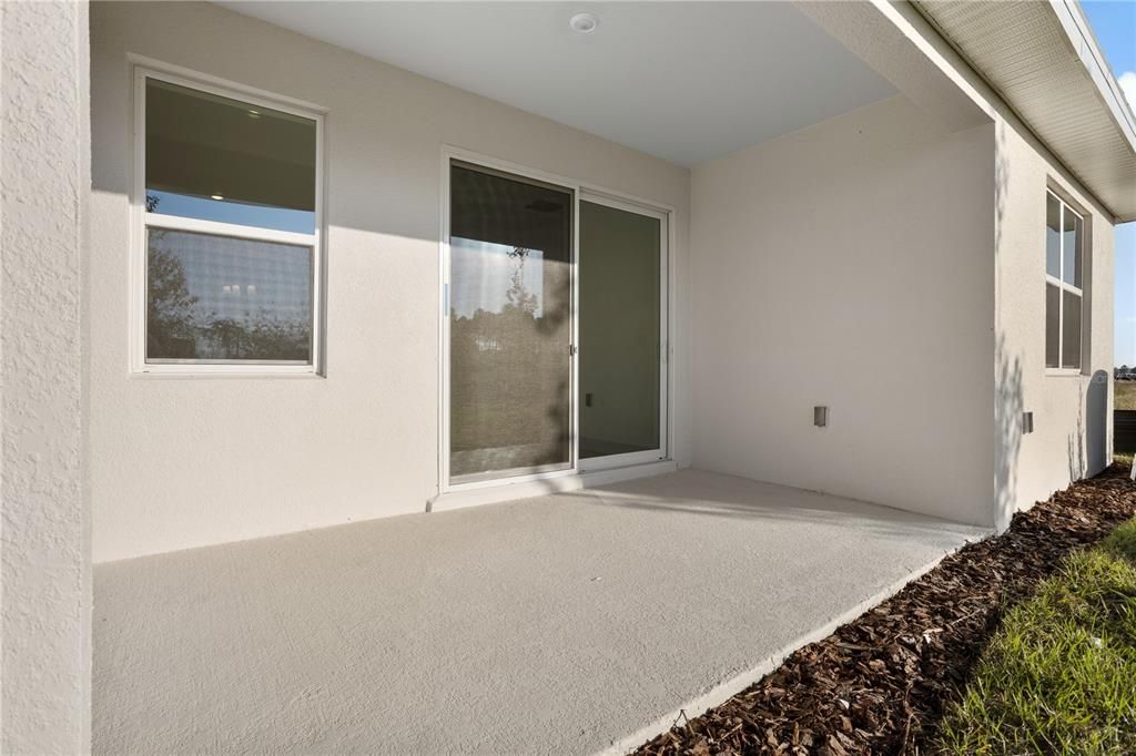 For Rent: $3,000 (4 beds, 2 baths, 2122 Square Feet)