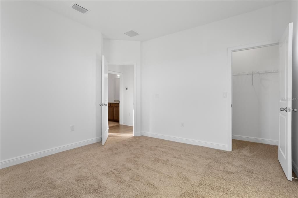 For Rent: $3,000 (4 beds, 2 baths, 2122 Square Feet)