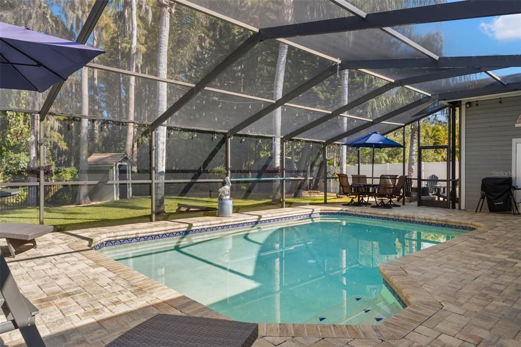 待售: $600,000 (3 贝兹, 2 浴室, 2081 平方英尺)