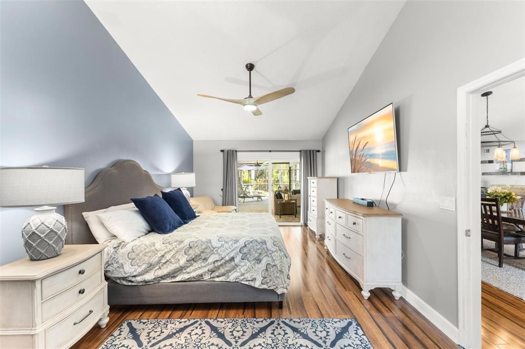 待售: $600,000 (3 贝兹, 2 浴室, 2081 平方英尺)