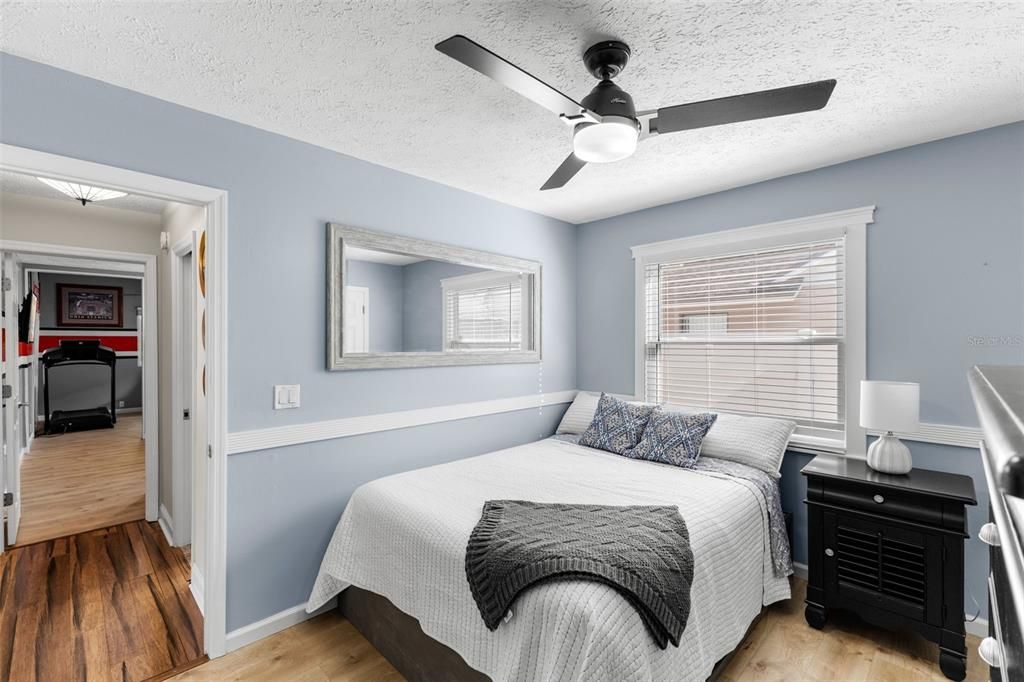 待售: $600,000 (3 贝兹, 2 浴室, 2081 平方英尺)