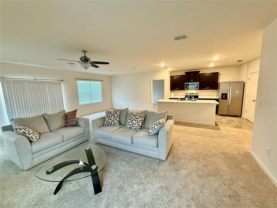 For Rent: $2,350 (3 beds, 2 baths, 1772 Square Feet)