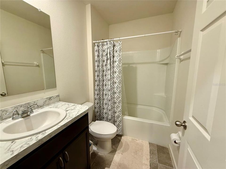 For Rent: $2,350 (3 beds, 2 baths, 1772 Square Feet)