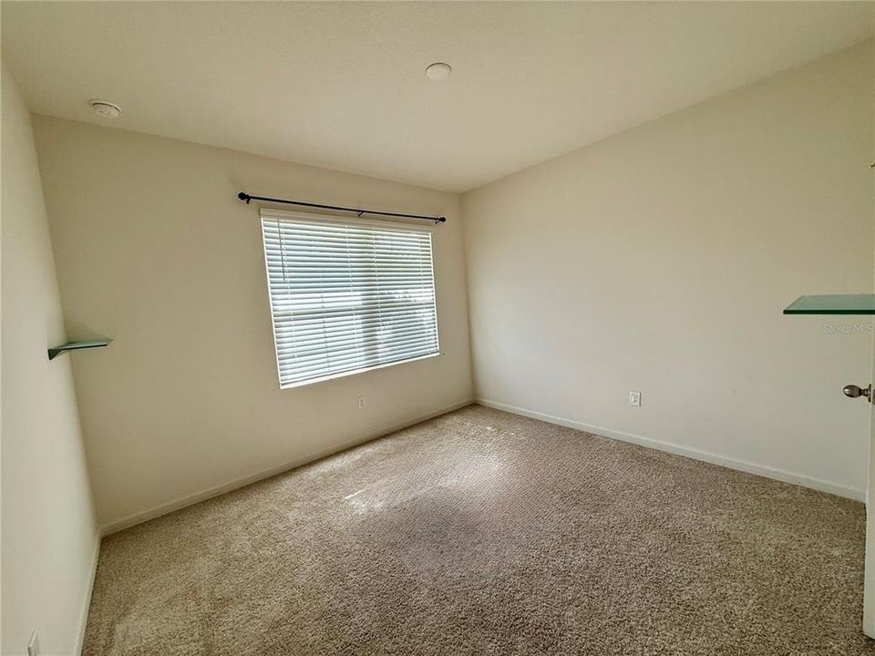 For Rent: $2,350 (3 beds, 2 baths, 1772 Square Feet)