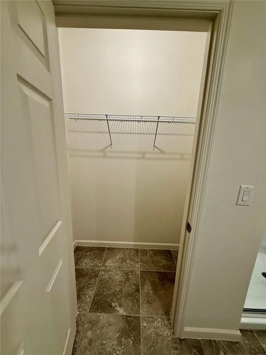 For Rent: $2,350 (3 beds, 2 baths, 1772 Square Feet)