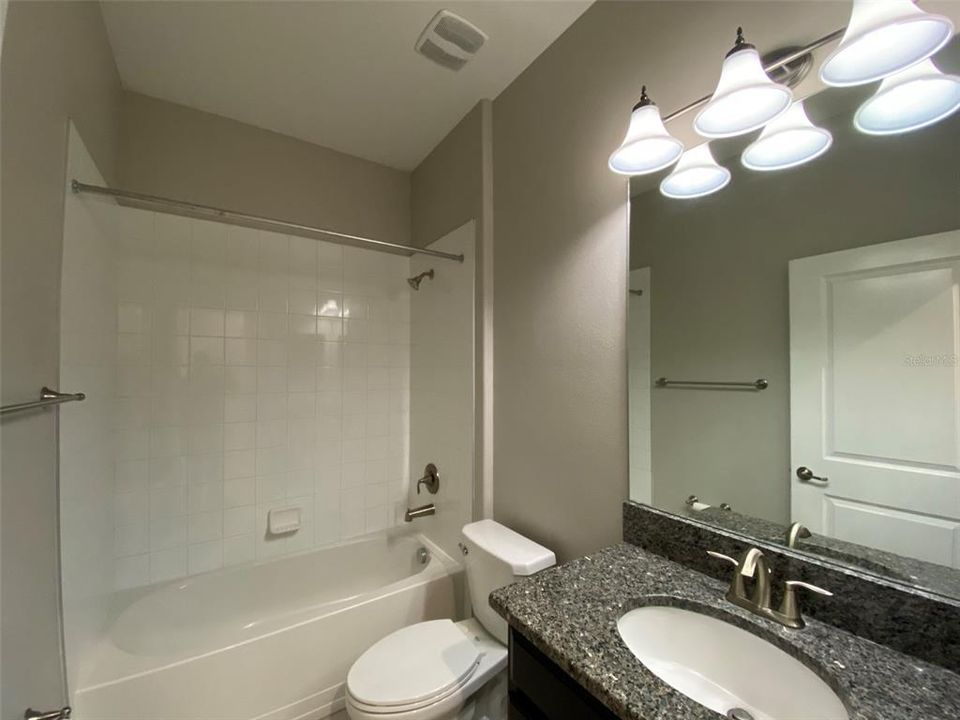 For Rent: $2,350 (4 beds, 3 baths, 2040 Square Feet)