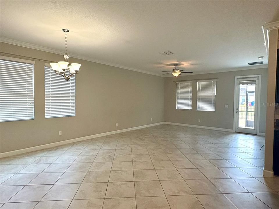 For Rent: $2,350 (4 beds, 3 baths, 2040 Square Feet)