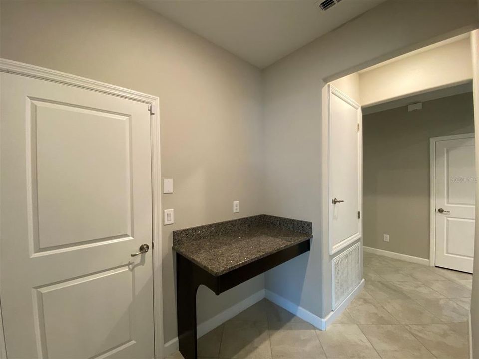 For Rent: $2,350 (4 beds, 3 baths, 2040 Square Feet)