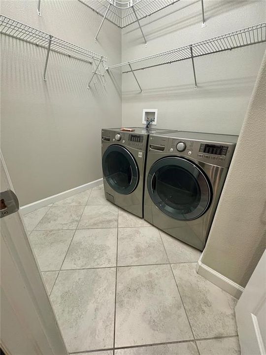 For Rent: $2,350 (4 beds, 3 baths, 2040 Square Feet)