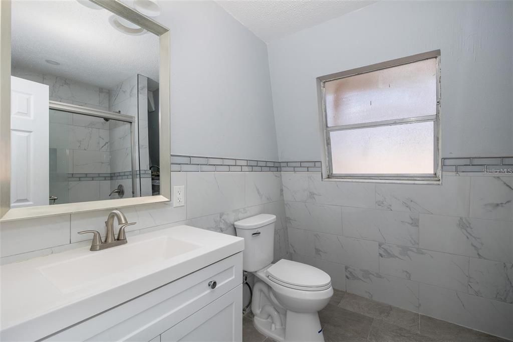 For Rent: $1,650 (2 beds, 1 baths, 780 Square Feet)