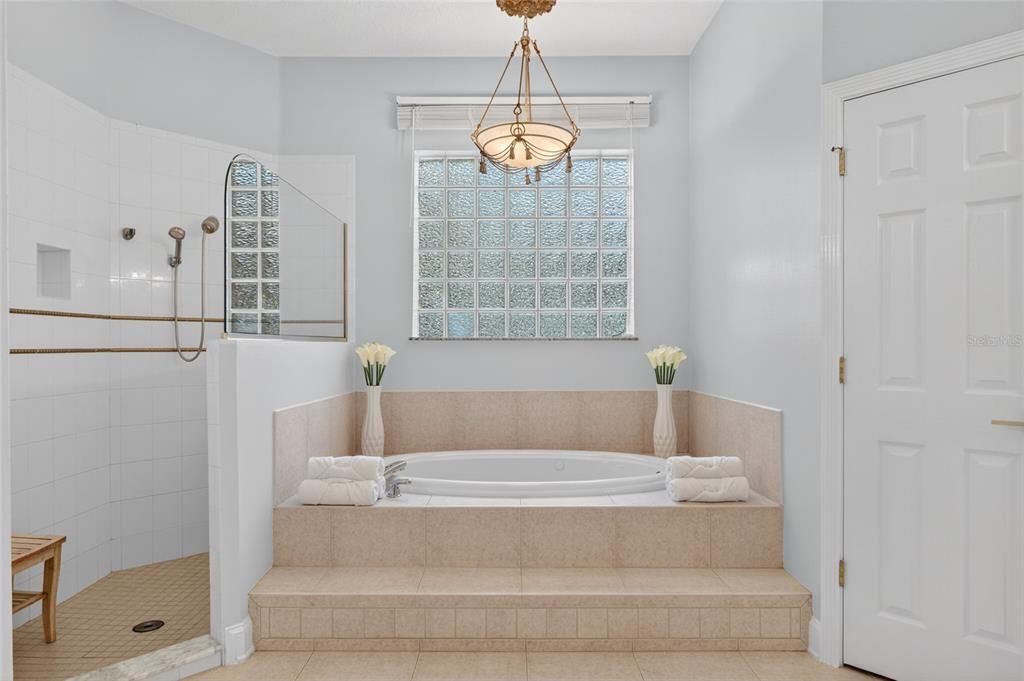 For Sale: $1,499,900 (4 beds, 3 baths, 3380 Square Feet)