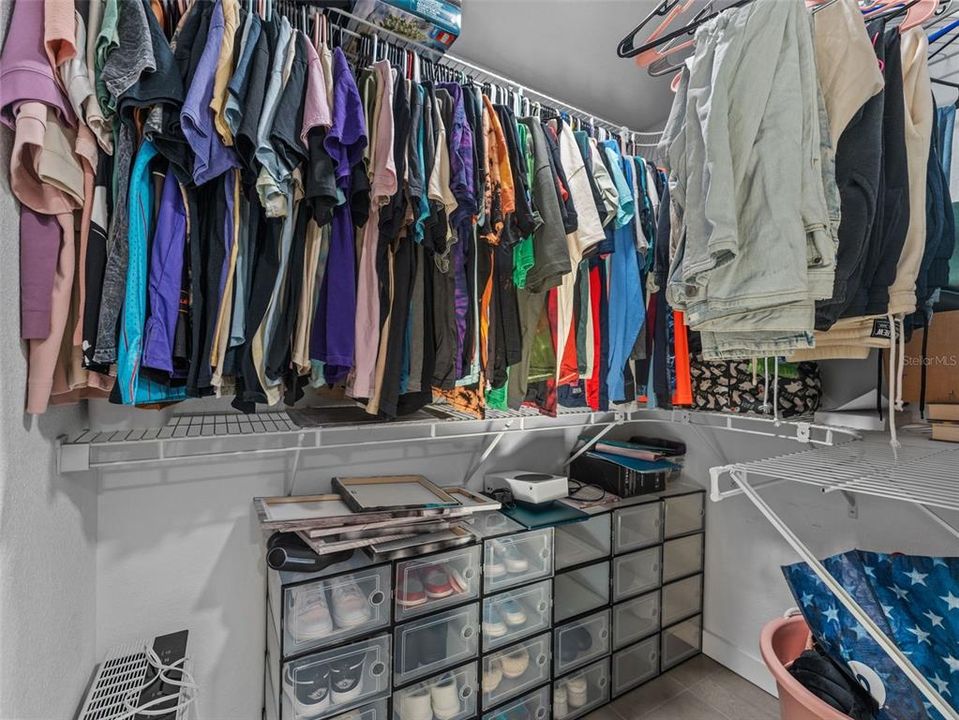 На продажу: $264,900 (3 спален, 2 ванн, 1056 Квадратных фут)