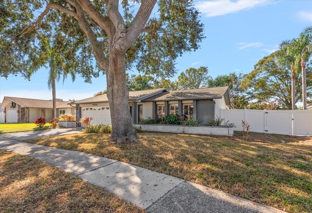 На продажу: $524,900 (3 спален, 2 ванн, 1654 Квадратных фут)