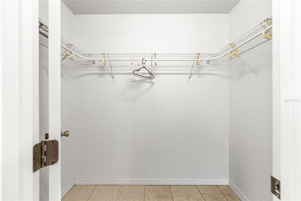 En Venta: $250,000 (3 camas, 2 baños, 1338 Pies cuadrados)