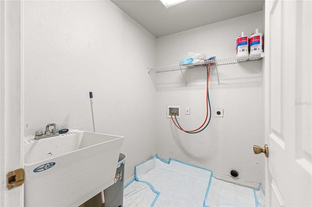 En Venta: $250,000 (3 camas, 2 baños, 1338 Pies cuadrados)